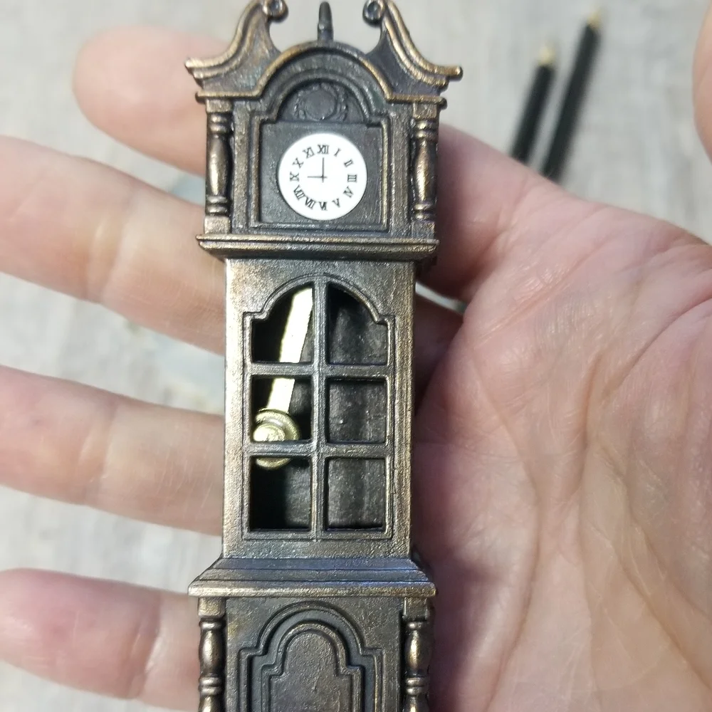 Vintage novelty pencil sharpeners